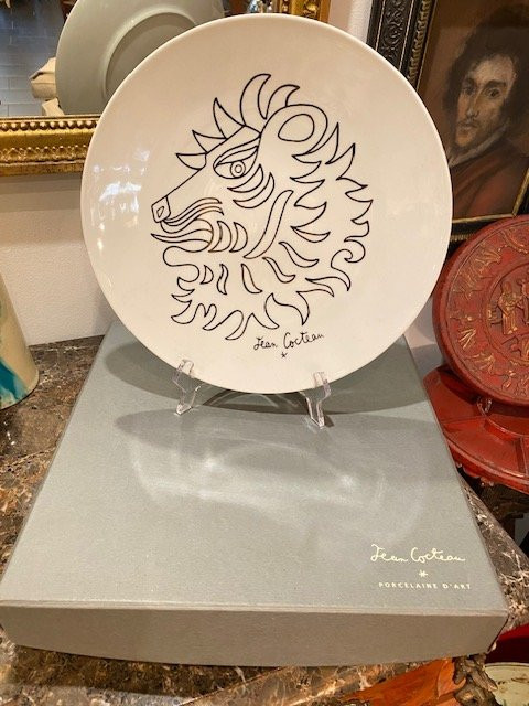 Grand plat “Le Lion” d’après Jean Cocteau – Pièce artistique en porcelaine Couleuvre-photo-6