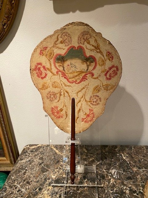 Élégante paire d’écrans à main – Époque Louis XVI, décor peint-photo-4