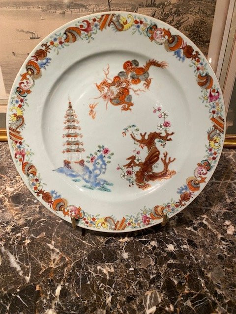 Famille Rose Porcelain Plate XVIIIᵉ - Compagnie Des Indes, Dragon And Pagoda-photo-4