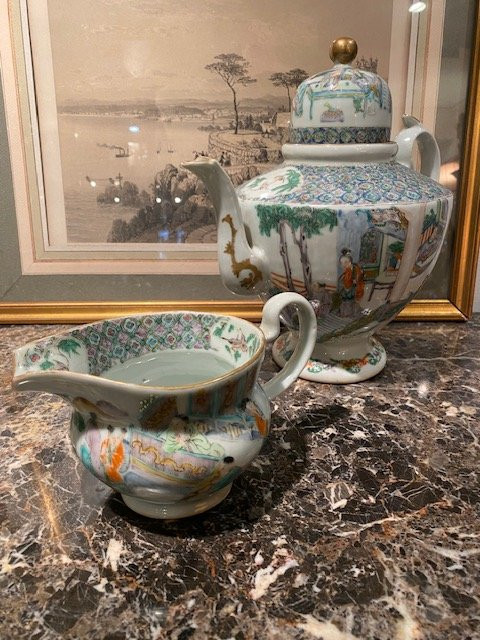 Théière et pot à lait en porcelaine de Chine Famille Verte – Époque Kangxi (1662-1722)-photo-2