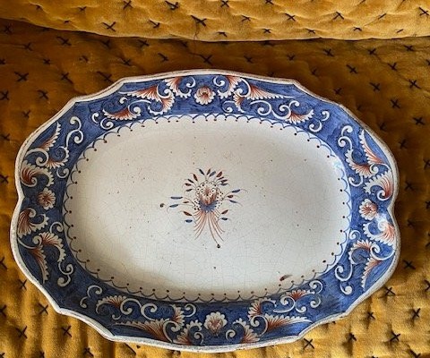 Large Rouen Earthenware Dish XVIIIᵉ - Floral Basket Décor, Large Blue And Red Flames-photo-2