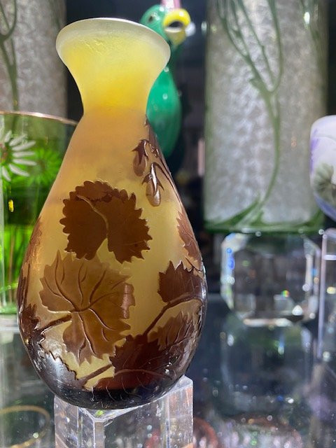 Émile Gallé – Petit vase en verre multicouche, décor de fuchsia, Art nouveau, École de Nancy-photo-5