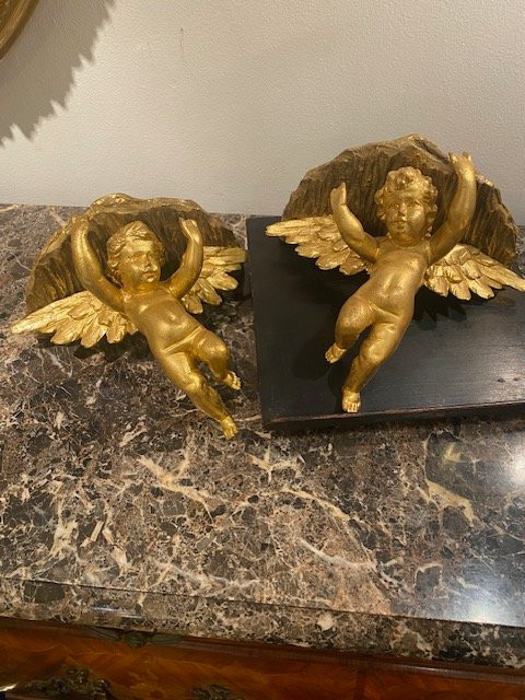 Pair Of Italian Sconce Brackets In Carved And Gilded Wood With Putti - Early XIXᵉ Century-photo-1