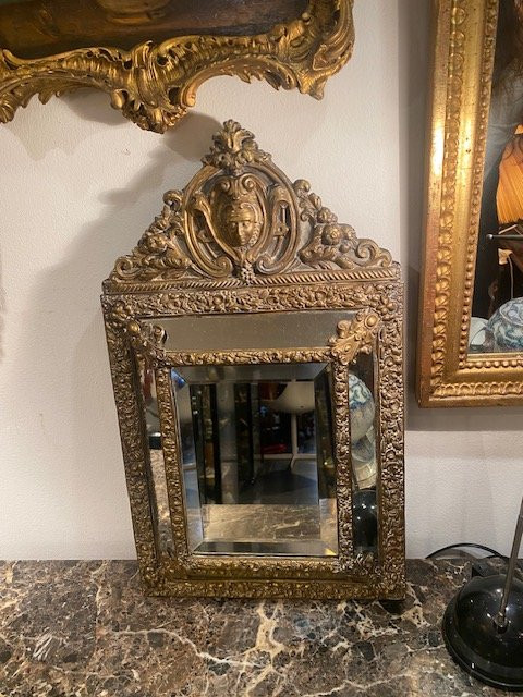 Miroir à parecloses en bois noirci et laiton repoussé – style Louis XIII, fin XIXᵉ siècle-photo-4