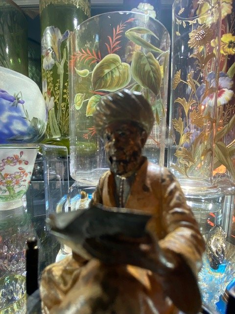 Orientalist Bronze From Vienna – Bedouin Writing While Seated On A Stool-photo-2