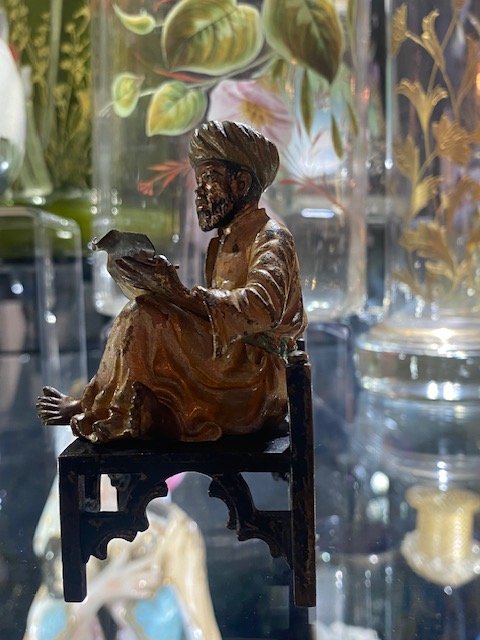 Orientalist Bronze From Vienna – Bedouin Writing While Seated On A Stool-photo-3
