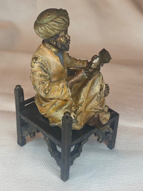 Orientalist Bronze From Vienna – Bedouin Writing While Seated On A Stool-photo-3