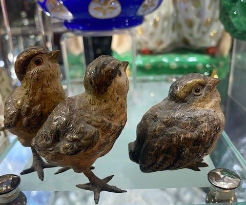 Rare Bronze de Vienne – Famille de Moineaux Polychromes-photo-3