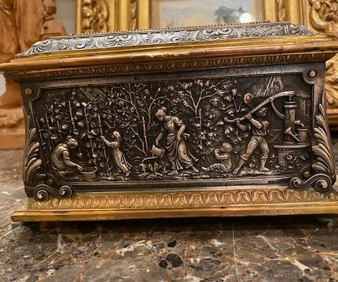 Important coffret à bijoux en bronze ciselé et argenté – Époque Napoléon III, vers 1860-1880-photo-2
