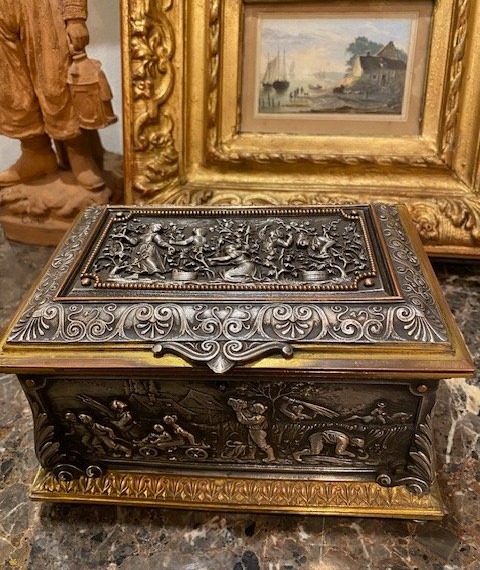 Important coffret à bijoux en bronze ciselé et argenté – Époque Napoléon III, vers 1860-1880-photo-2