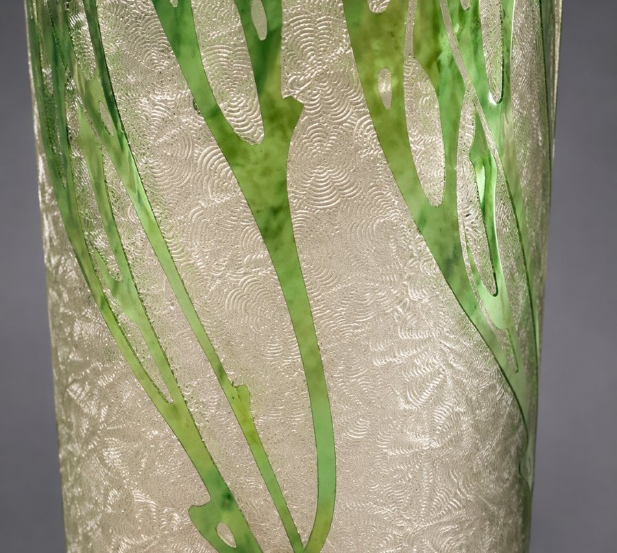 Pair Of Acid-etched Green Crystal Vases, Attributed To Baccarat, With Gilded Bronze Bases-photo-7