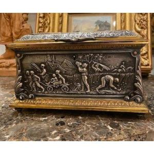 Important coffret à bijoux en bronze ciselé et argenté – Époque Napoléon III, vers 1860-1880