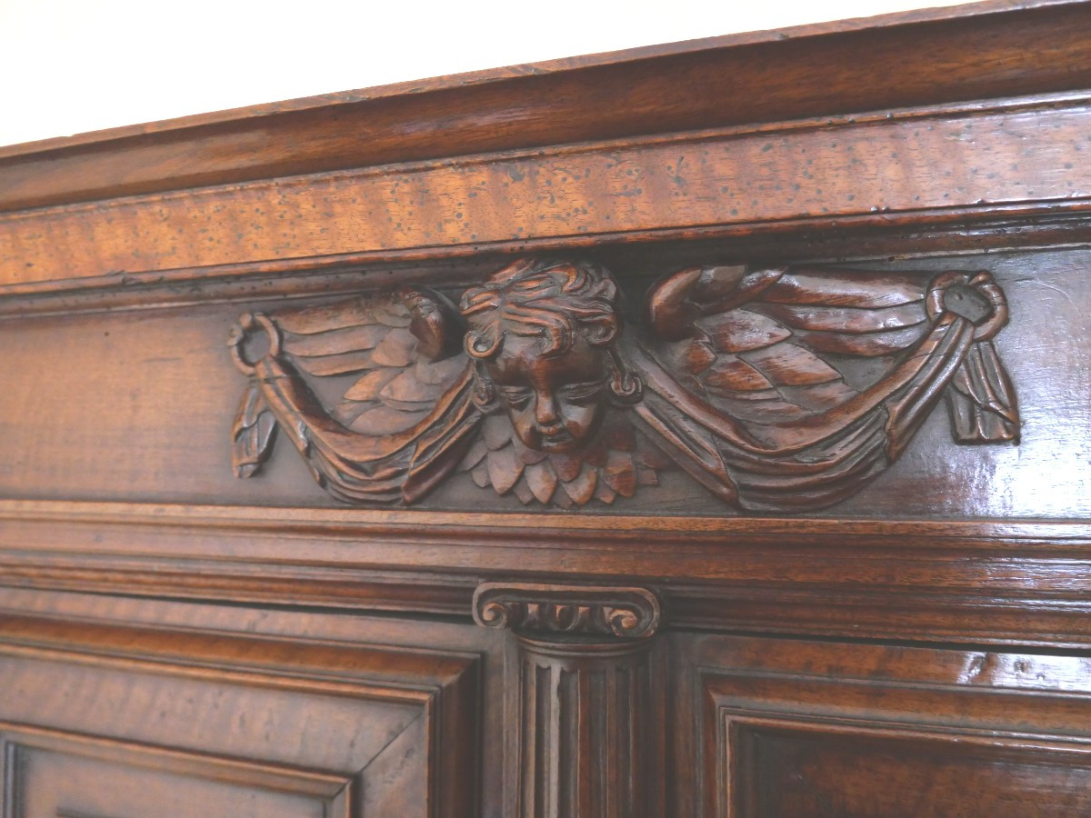 Two-body Buffet In Wavy Walnut, Late 16th Century-photo-4