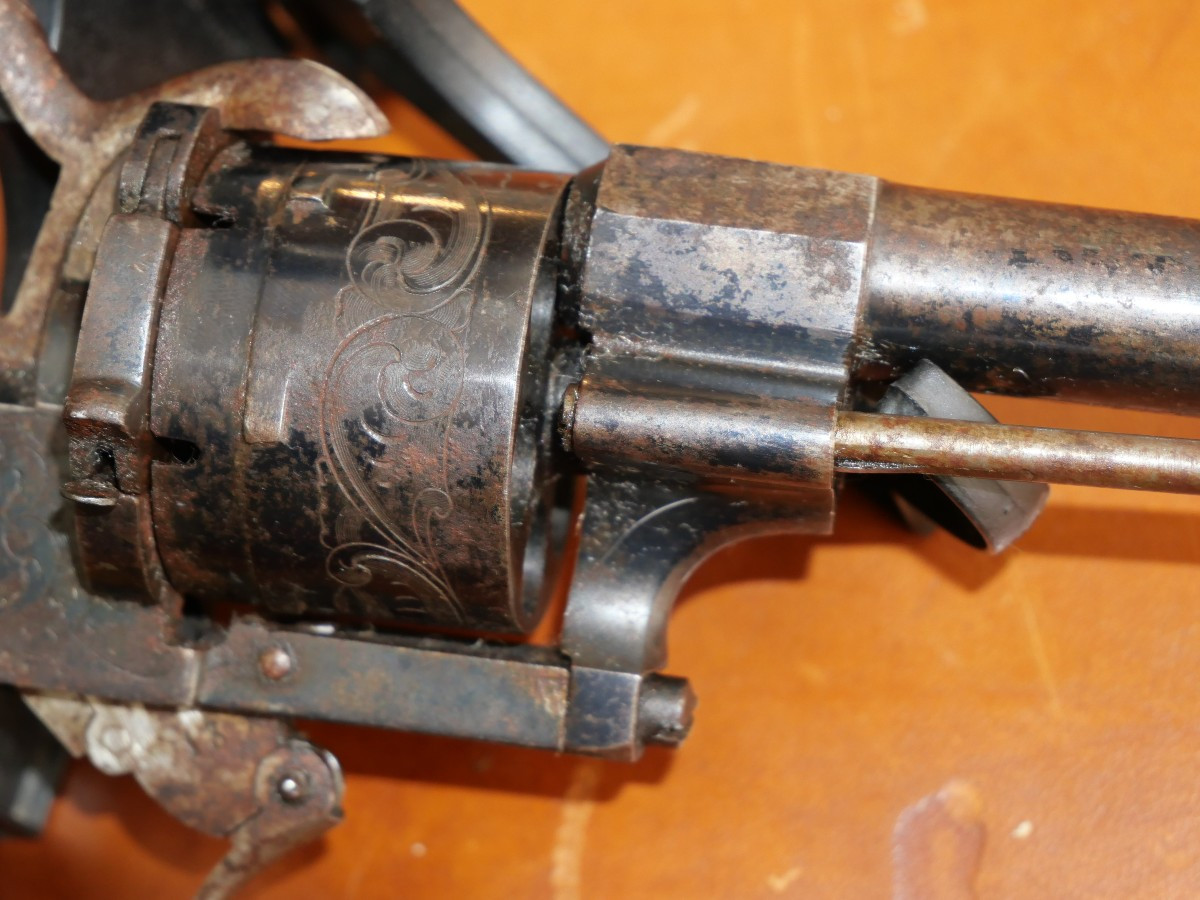 Revolver Brooch Fransico Arizaga Eibar 19th-photo-1