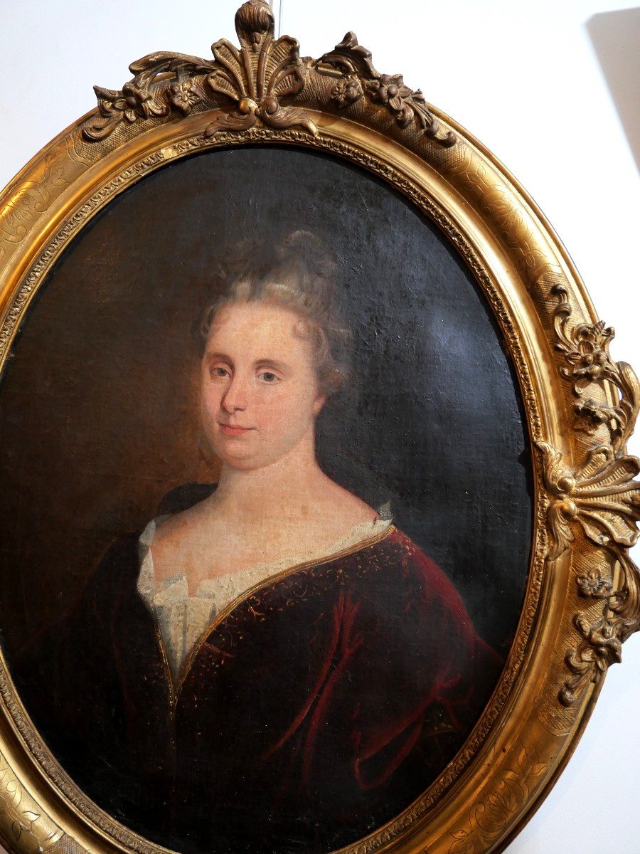 Portrait d'une femme de qualité  XVIIIe -photo-2