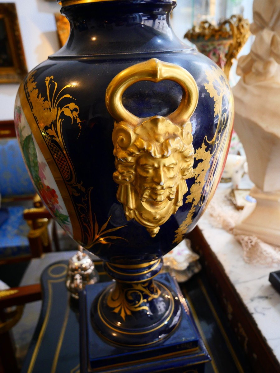 19th Century Porcelain Covered Vase-photo-4