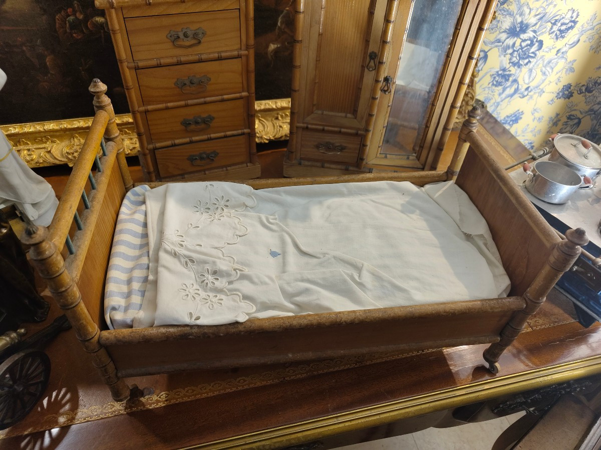 Chambre a coucher de poupée -photo-2