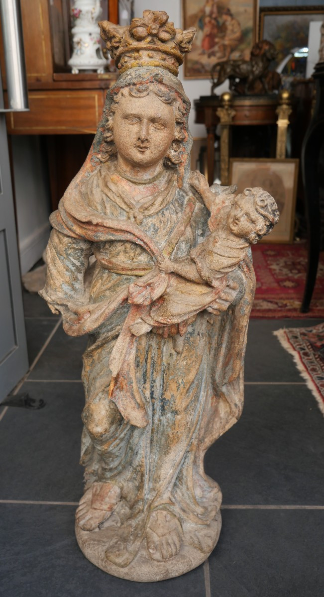 Vierge à l'enfant pierre sculpté 17e