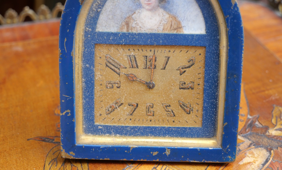 Small Art Deco Clock -photo-1