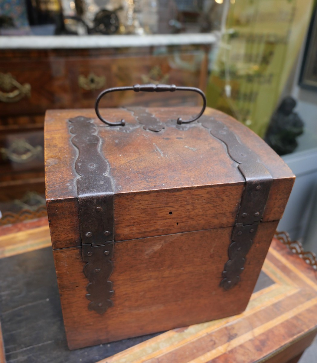 18th-century Travel Apothecary Kit-photo-2