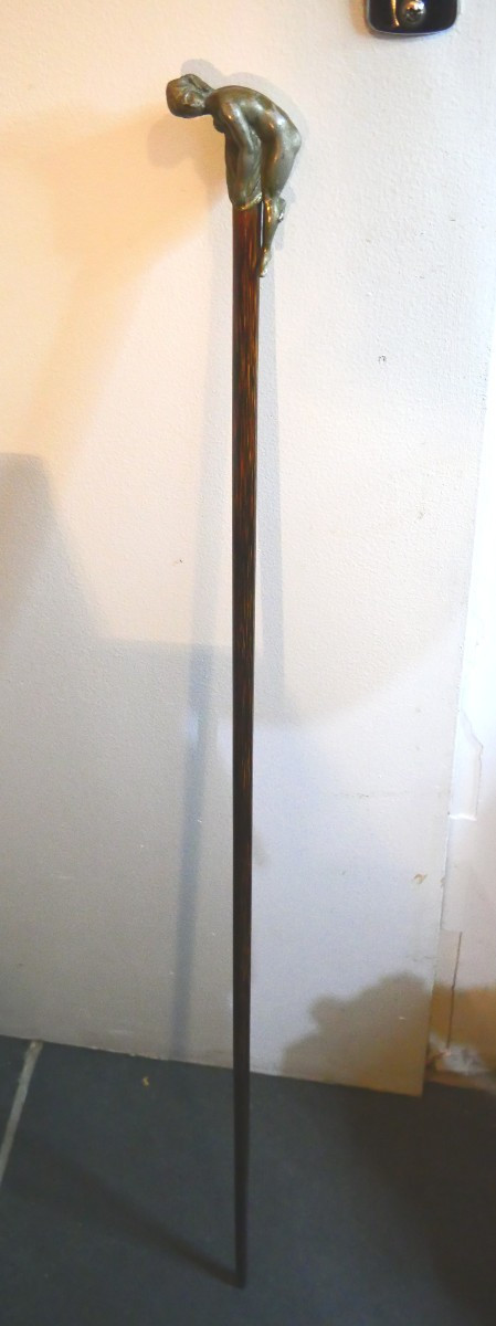 Canne en palissandre pommeau femme nue 