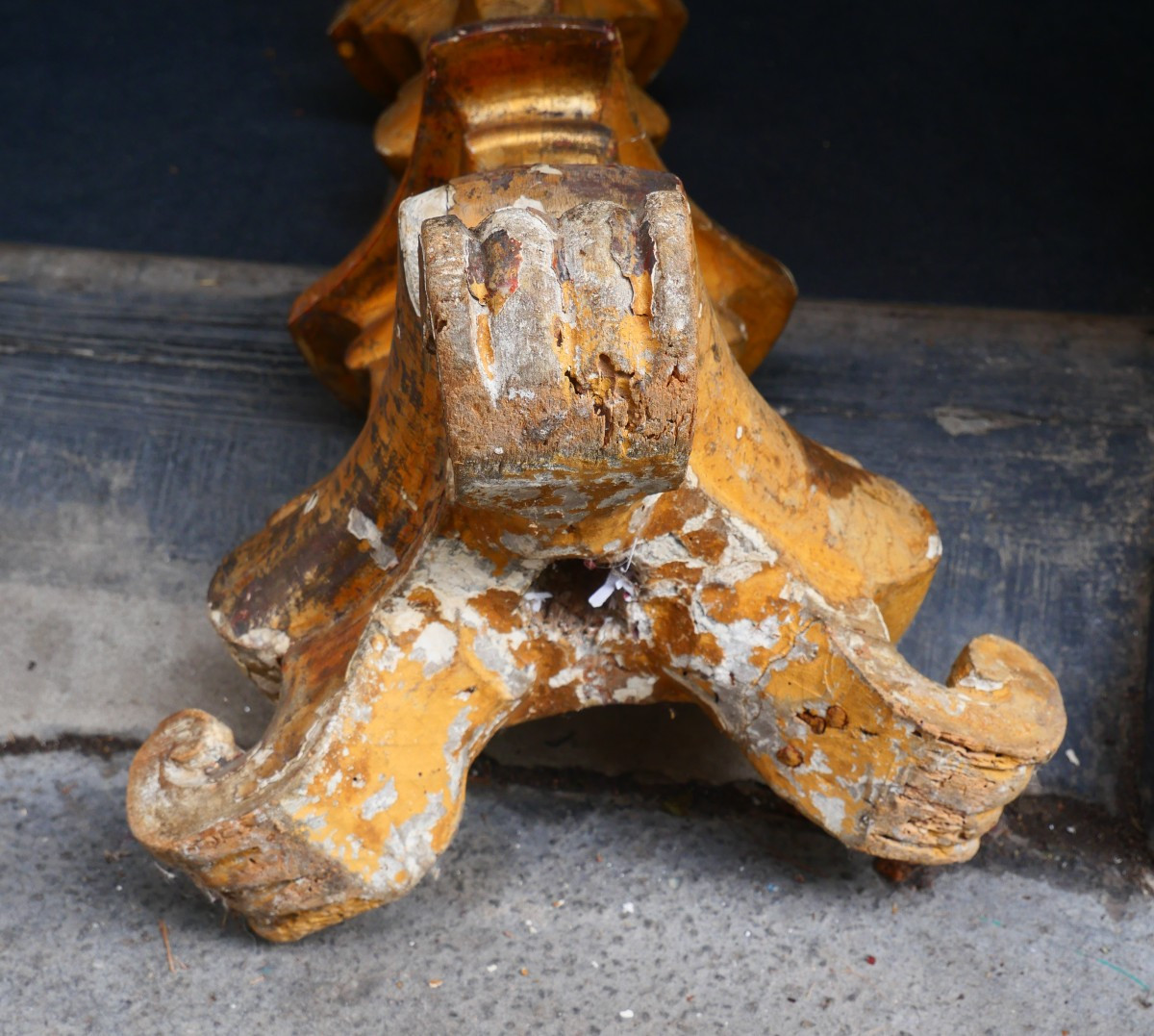 Large Gilded Wooden Candlestick, 18th Century-photo-1