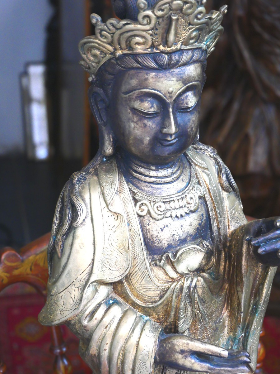 Grande Guanyin en bronze doré -photo-2