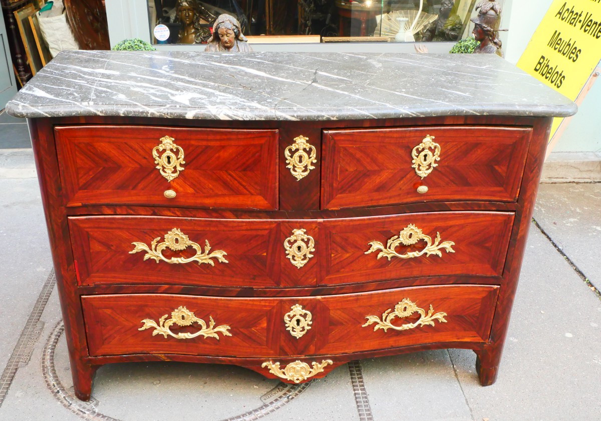 18th Century Rosewood Chest Of Drawers