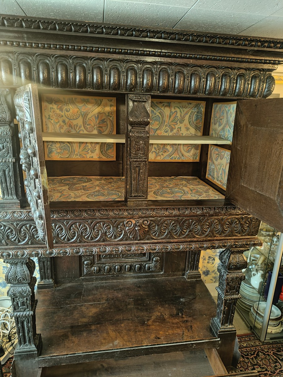Credenza Partly In Renaissance Style -photo-1
