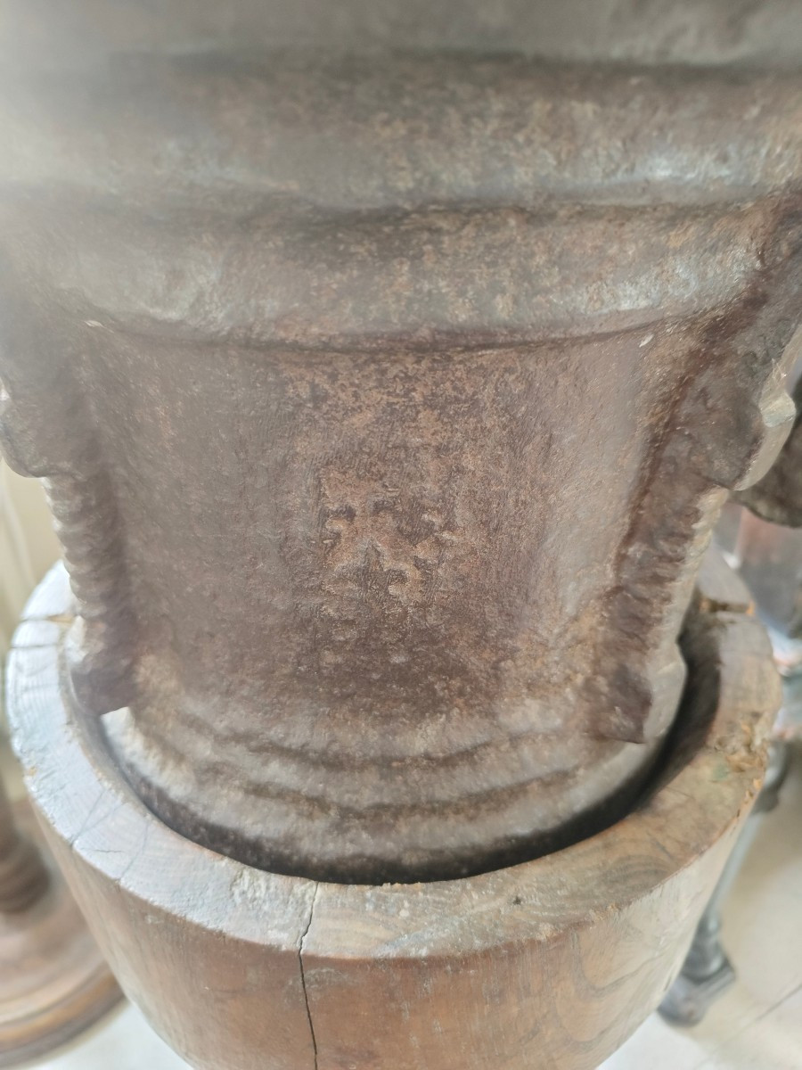 Mortar With French Coat Of Arms Late 16th Century-photo-3
