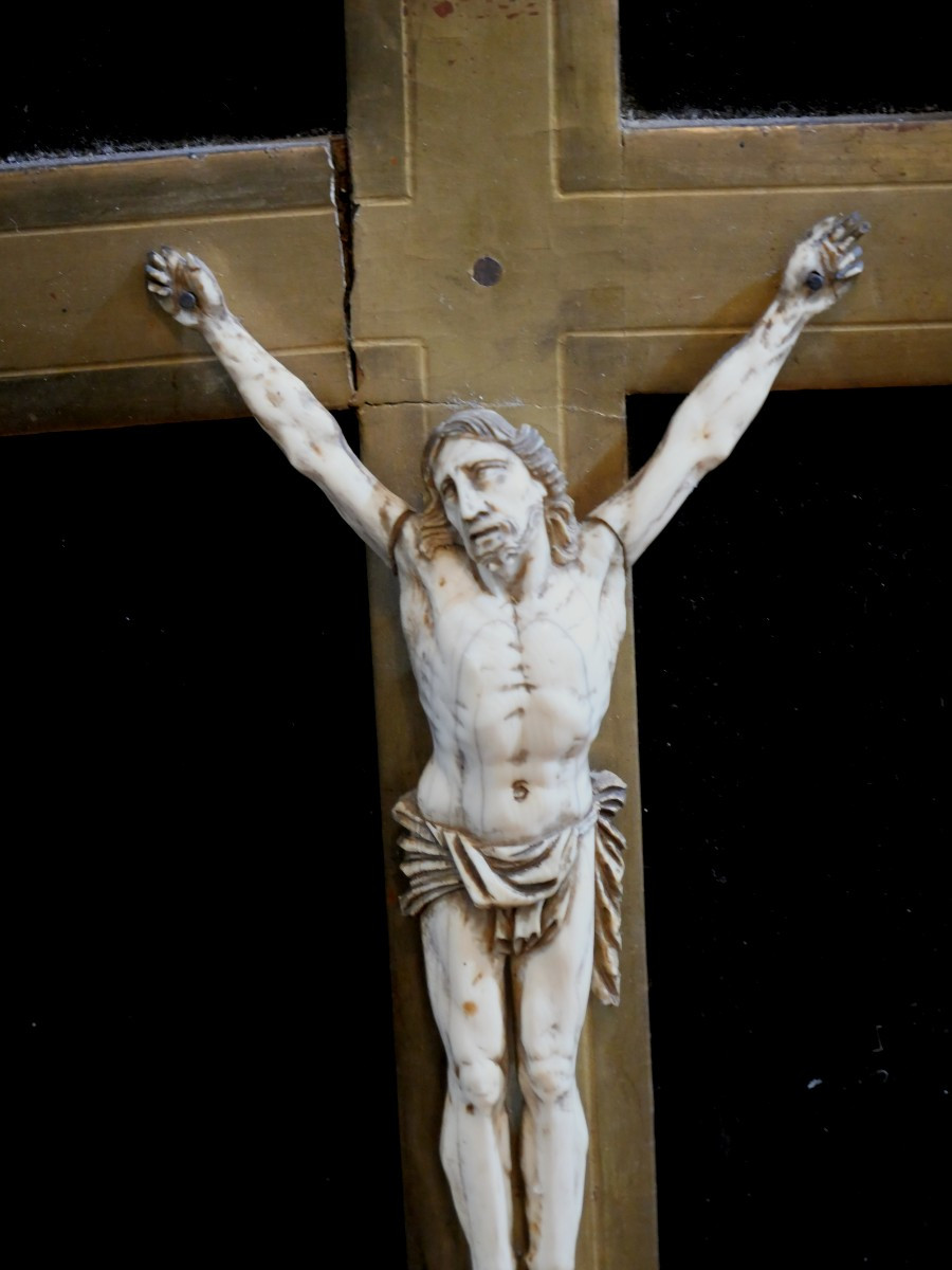 Crucifix Early 18th Century-photo-2