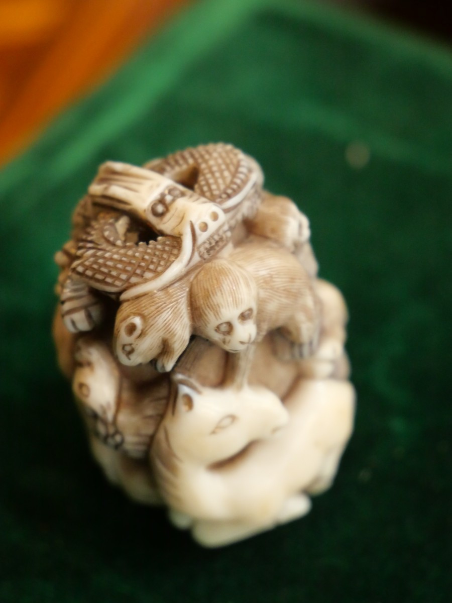 Netsuke Group Of Animals-photo-4
