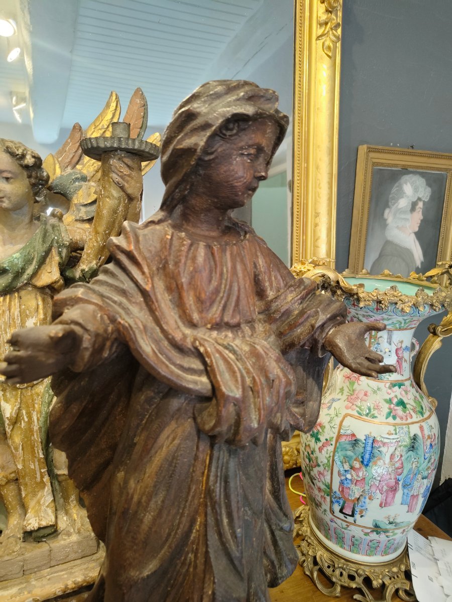 18th-century Carved Wooden Statue Of A Saint-photo-4