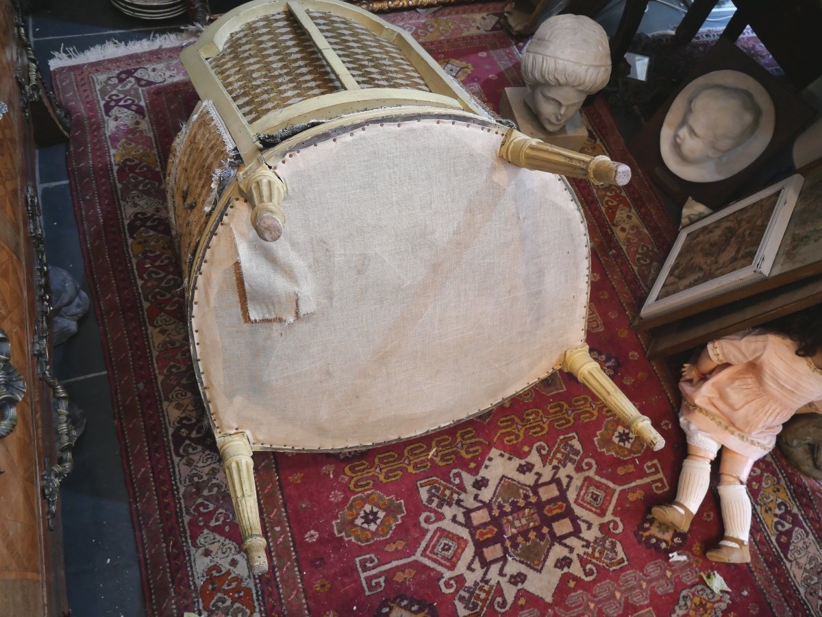 18th-century Bergère Chair -photo-4