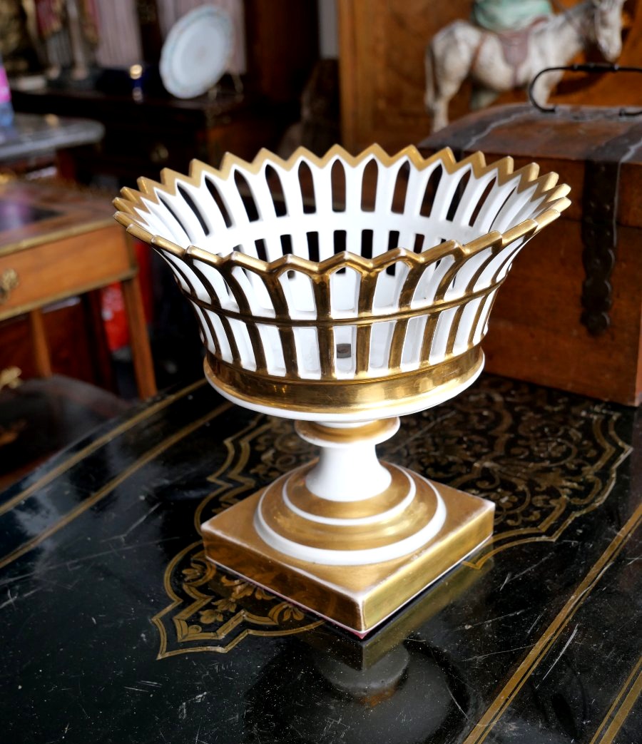Coupe en porcelaine de Paris XIXe 
