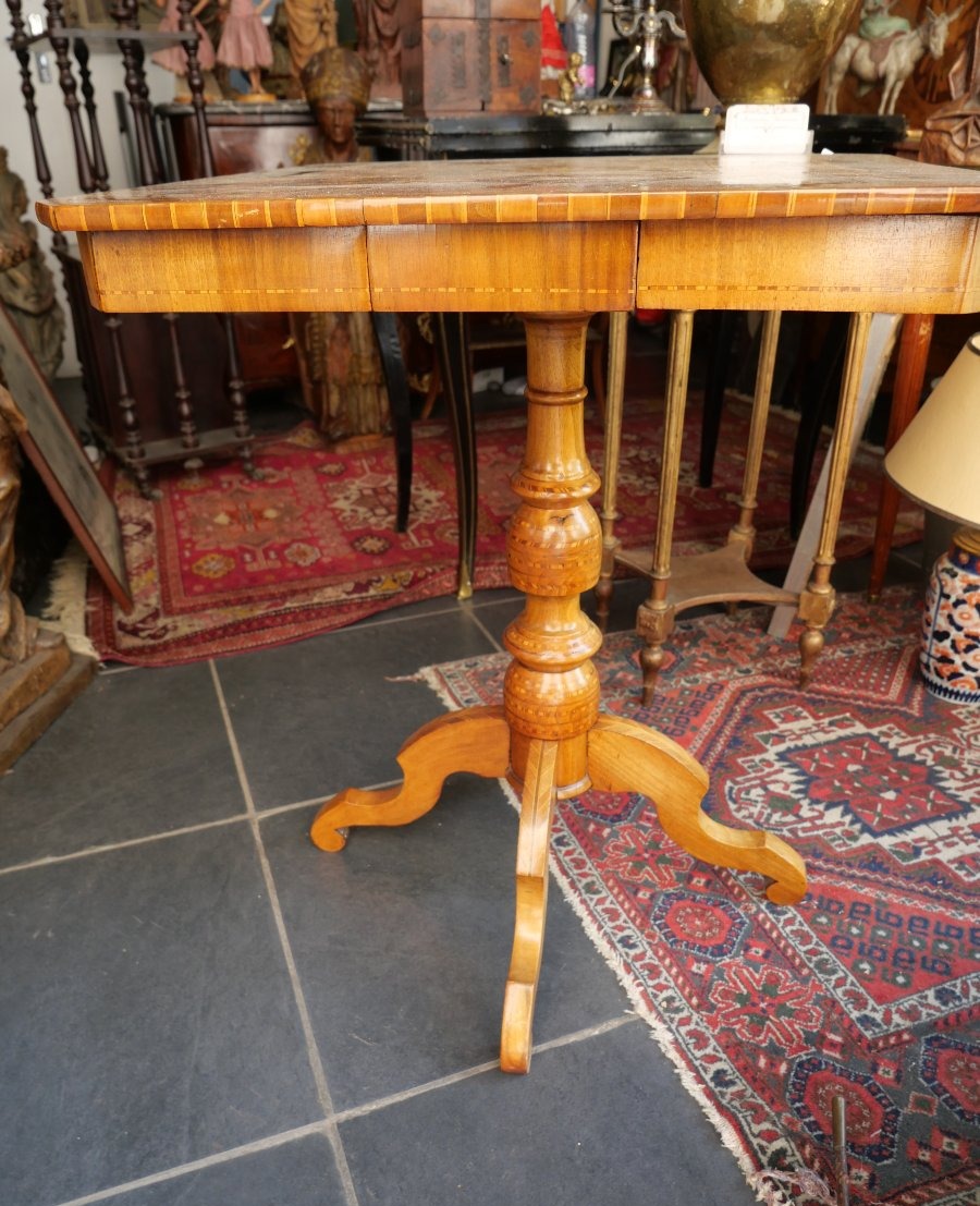 19th-century Side Table -photo-1