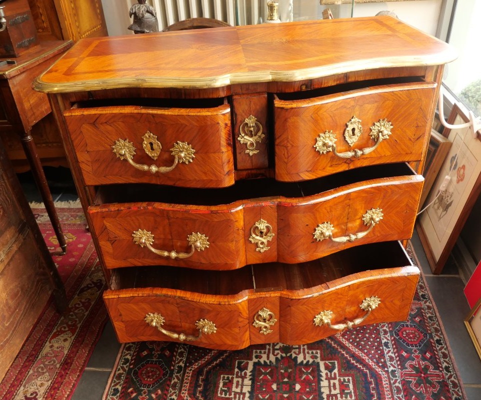 Commode arbalète Régence -photo-2