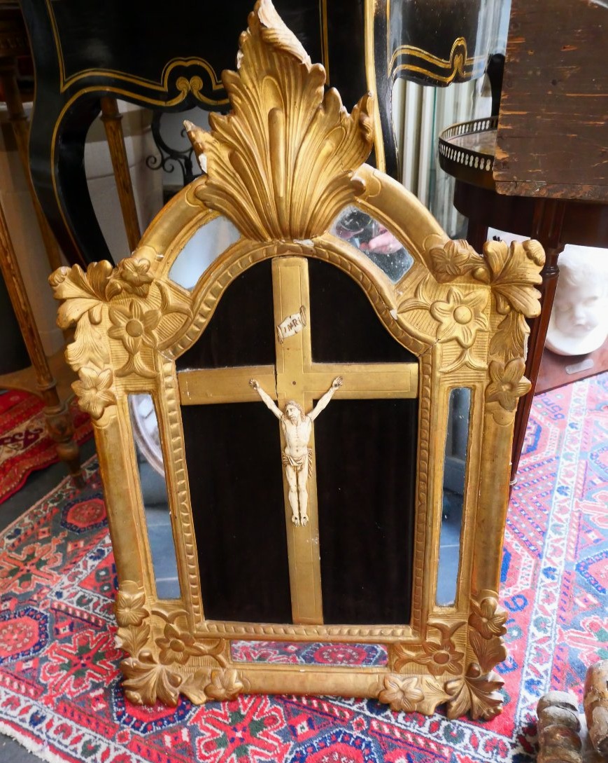 Crucifix début du 18e