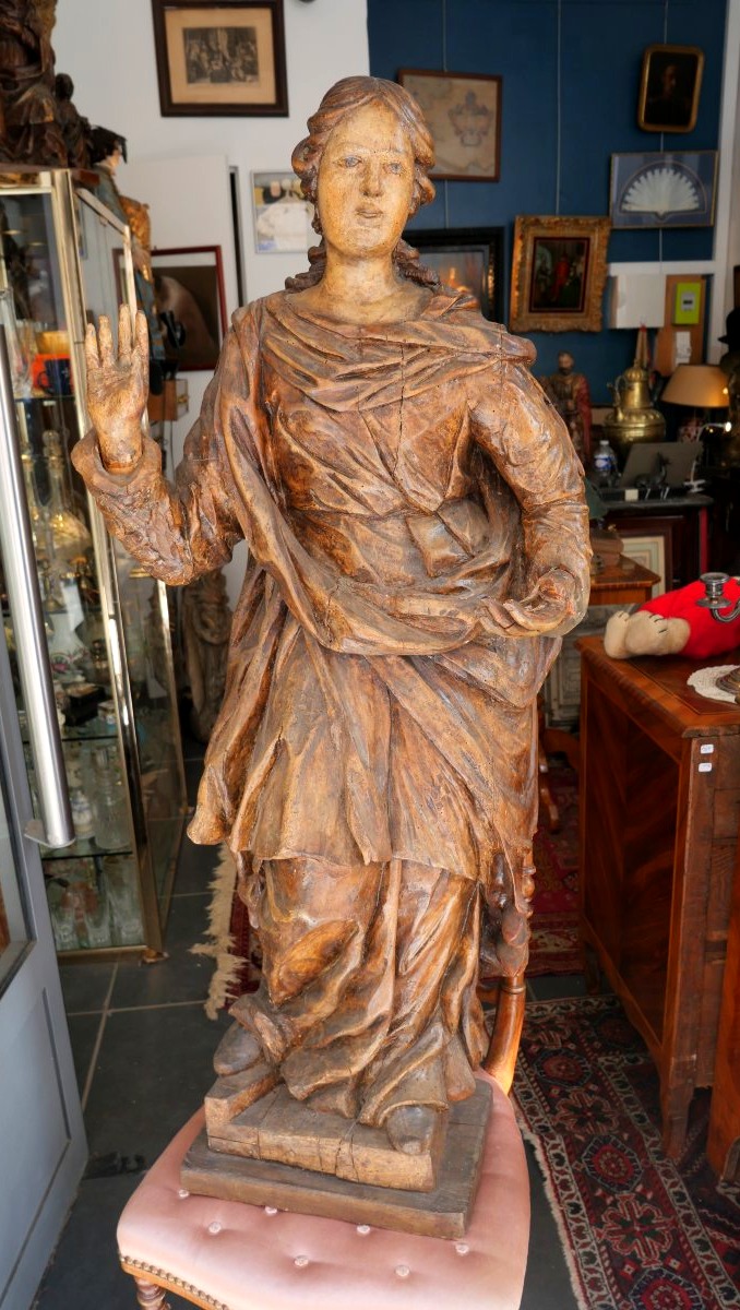 17th-century Carved Wooden Virgin Mary 