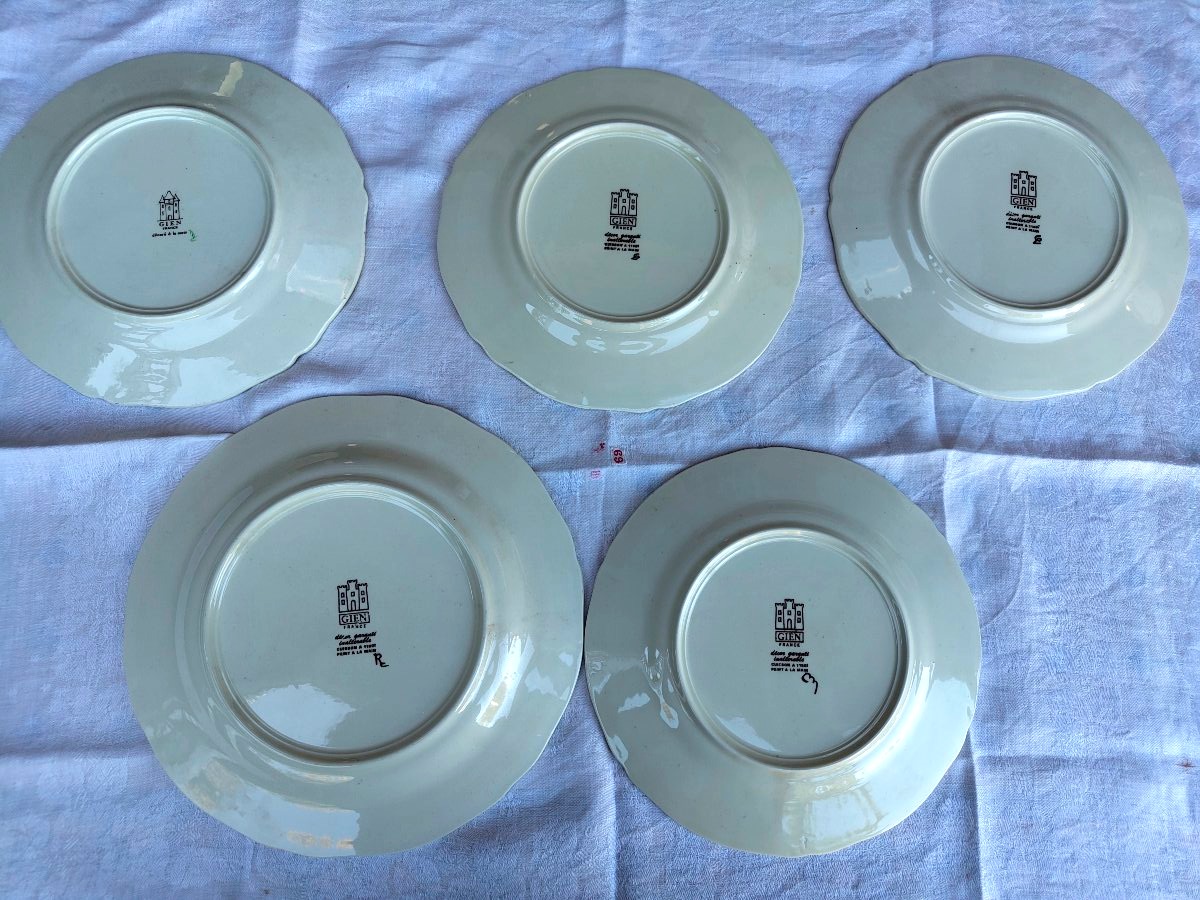 Five Rambouillet Gien Serving Plates-photo-2