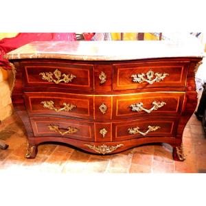 Commode Galbée  Louis XV d'Antoine Lardin 18e