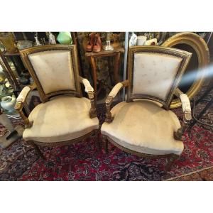 Paire de fauteuils époque directoire 