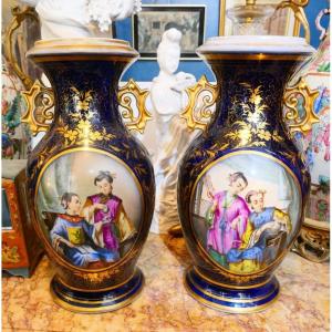 Pair Of 19th-century Porcelain Vases Featuring Chinese Figures
