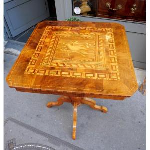 Guéridon en marqueterie 19e