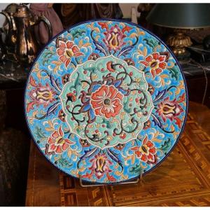 Plat en faience de Longwy