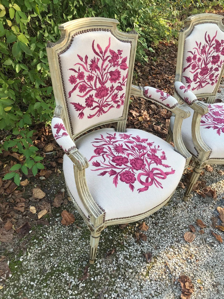 Pair Of Louis XVI Period Cabriolet Armchairs-photo-4