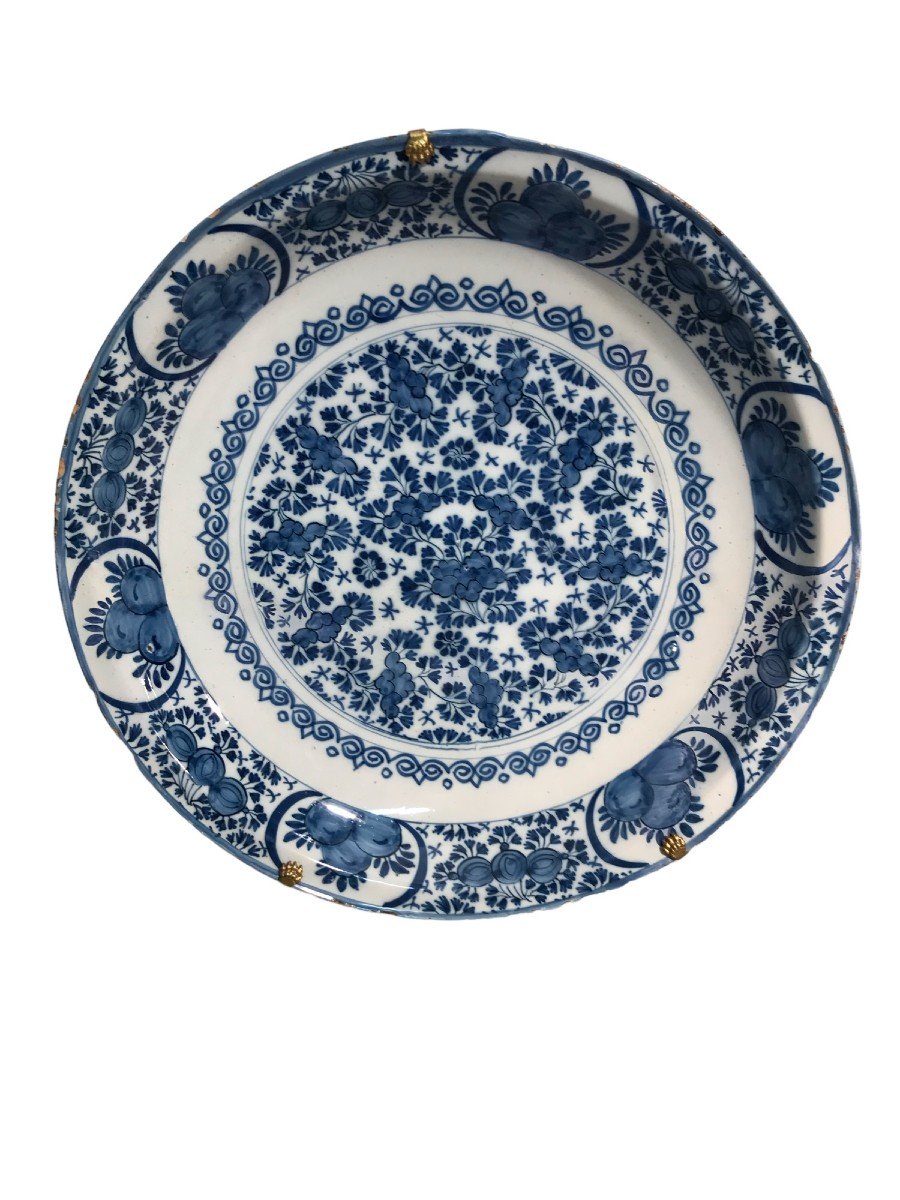Grand plat en faïence époque XVIIème siècle-photo-8