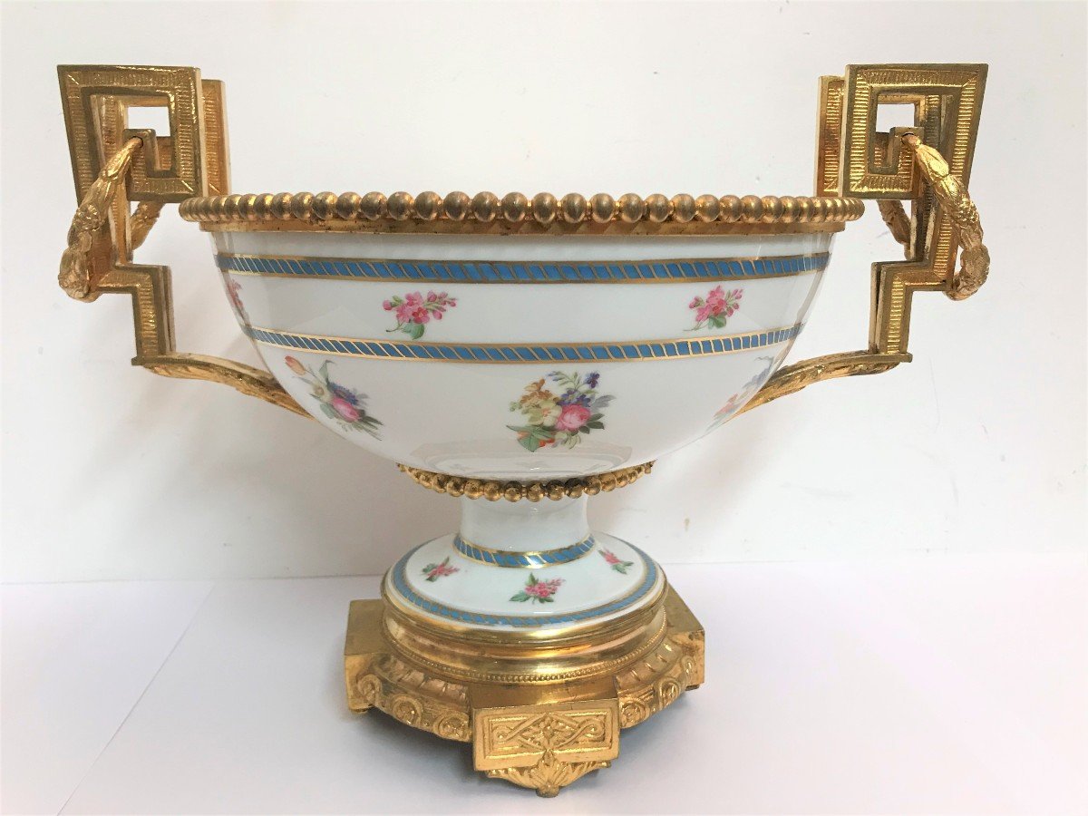 Coupe en porcelaine de Sèvres monture bronze époque Louis Philippe-photo-3