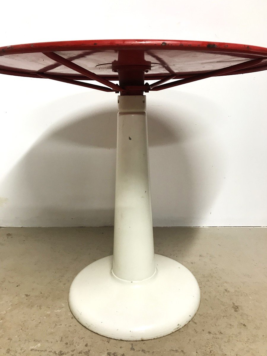 Tolix Pedestal Table Model G By Xavier Pauchard-photo-4