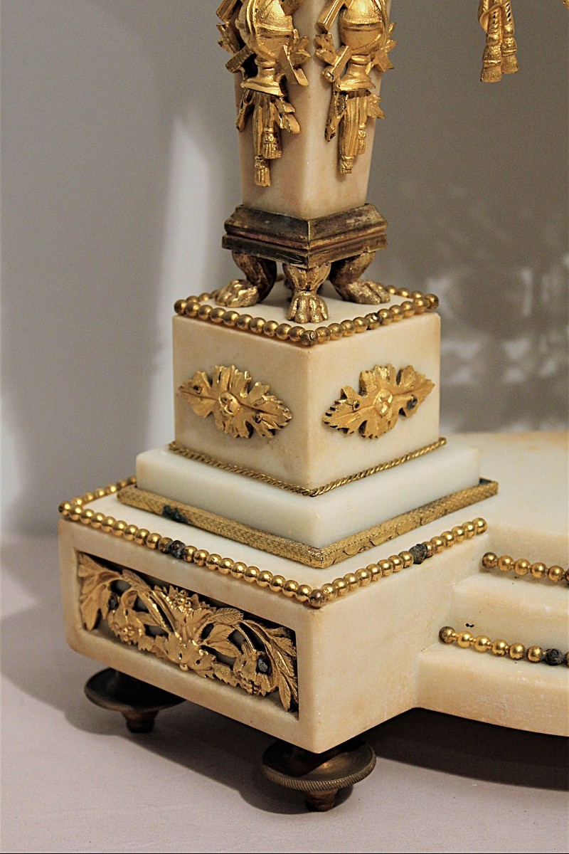 Pendule époque Louis XVI marbre blanc et bronze doré-photo-4